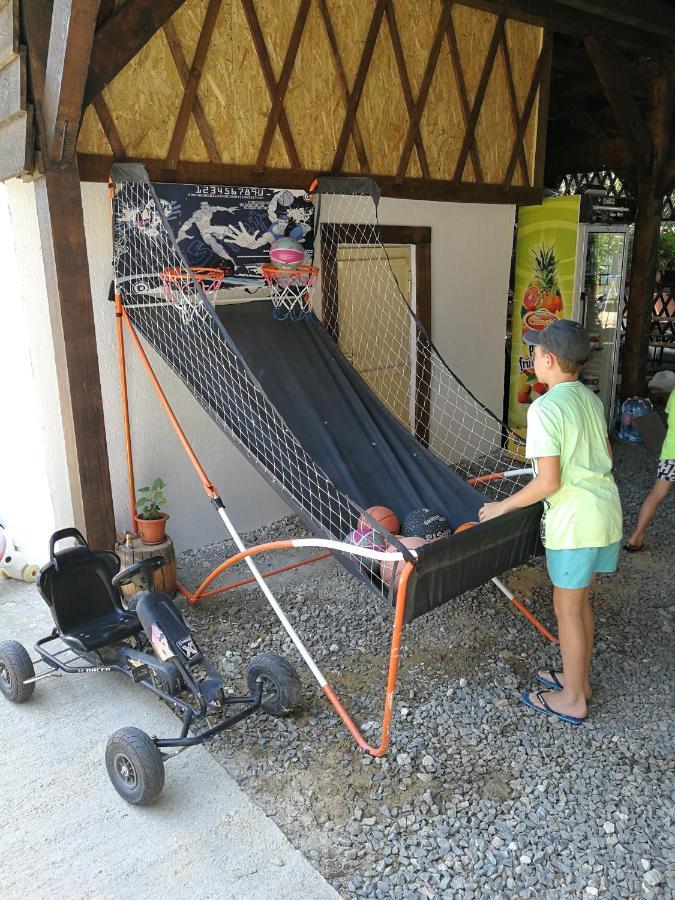 Pensiunea Socrita Corbu  Ngoại thất bức ảnh